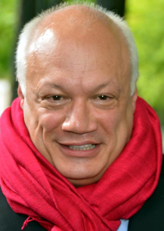 Portrait d'Éric-Emmanuel Schmitt